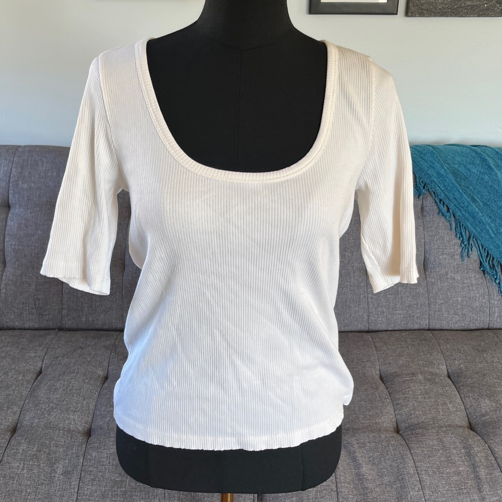 Faherty Cream  elbow length sleeve Ribbed Knit Top Size S (?)